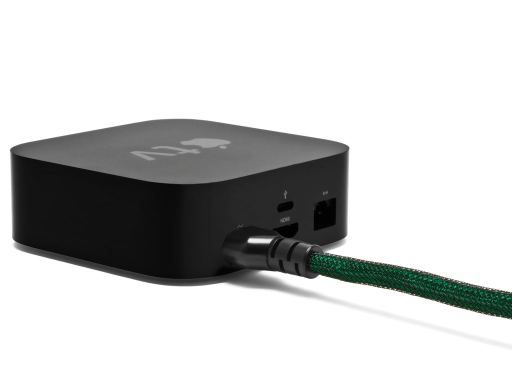 OYAIDE L/i15 EMX V2 Power Cable - connector